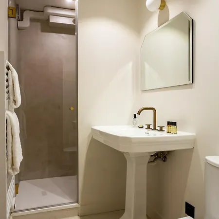 Habitat Parisien - Saint Sauveur Montorgueil * Parigi